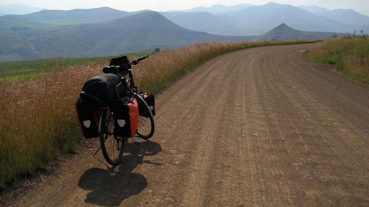 Combating Range Anxiety: How to Maximize Your E-Bike’s Battery Life on Long Rides